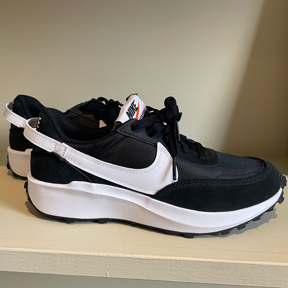 Nike Waffle Debut Women Sneakers